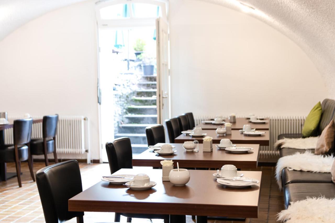Gaestehaus Moselkloster 特里特海姆 外观 照片